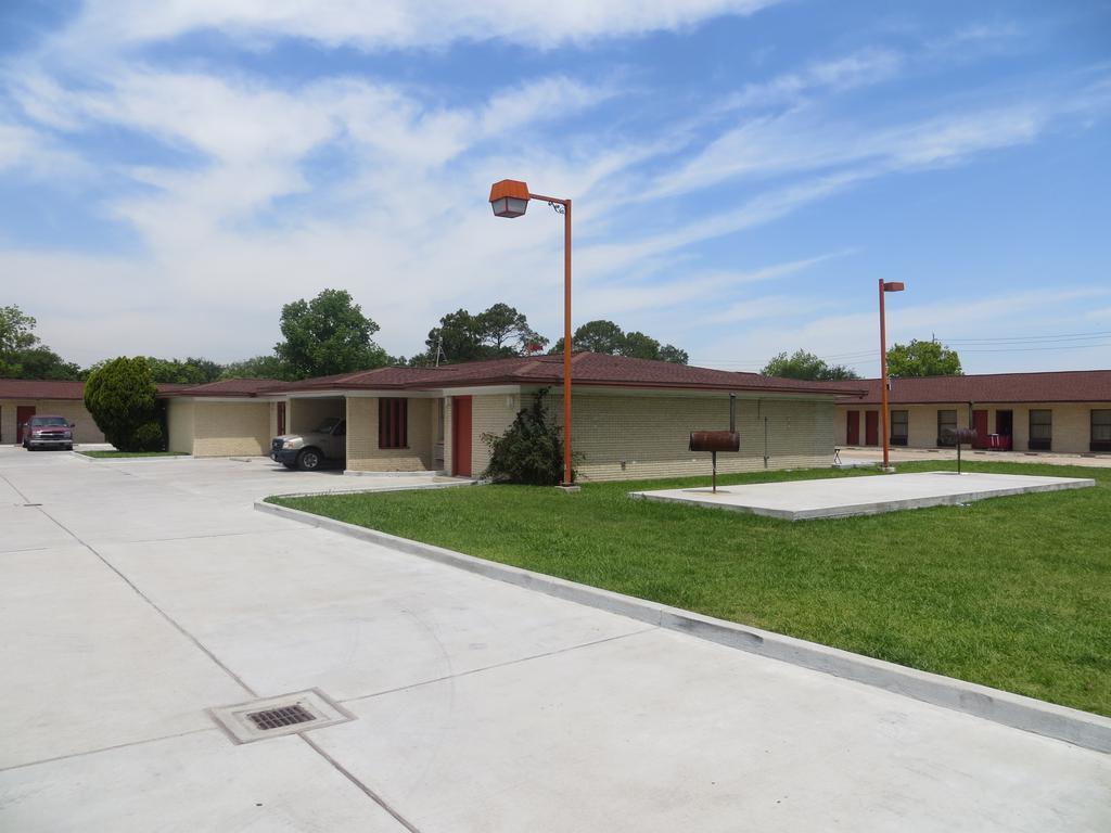 Bayshore Motel La Porte Exterior photo